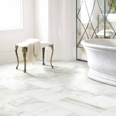tile floors in an elegant Bradenton bathroom